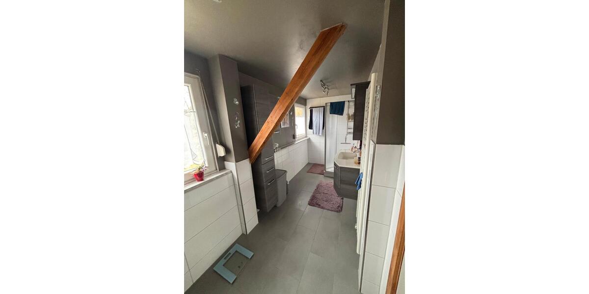 Einfamilienhaus Herrieden - 5 Zimmer, 141 m&sup2;, 349.000&euro; | Angebot:26578358