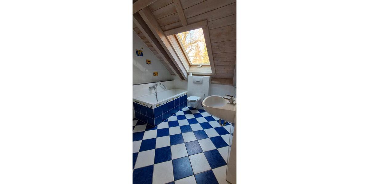 Dachgeschoßwohnung München Aubing-Lochhausen-Langwied - 2 Zimmer, 56 m&sup2;, 460.000&euro; | Angebot:26062055