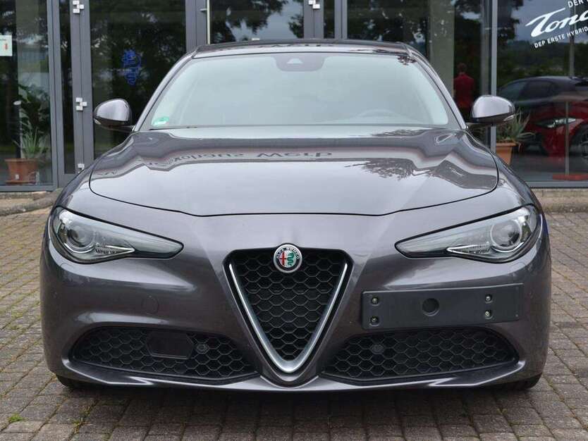 Giulia