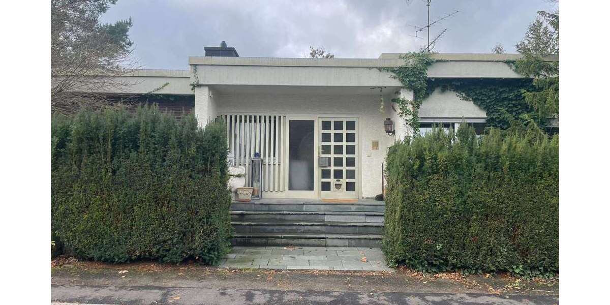 Einfamilienhaus Taunusstein - 10 Zimmer, 328 m&sup2;, 850.000&euro; | Angebot:26386148