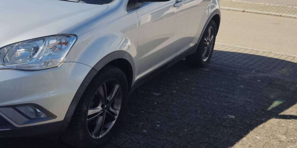 SsangYong Korando 125.000 km 3.799 &euro; Frittlingen 78665