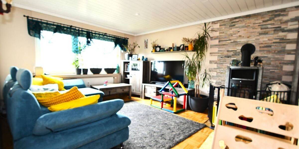 Großzügige 4-12-Zimmer-Wohnung mit Südwestbalkon und Gartennutzung - Etagenwohnung Horb am Neckar Horb | Angebot:26675320
