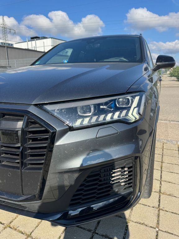 Audi Q7 44.530 km 60.900 € Kösching 85092
