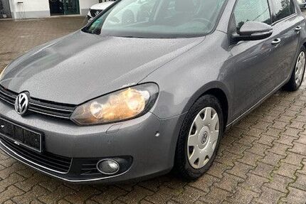 VW Golf 176.000 km 4.800 € Villingen 78050