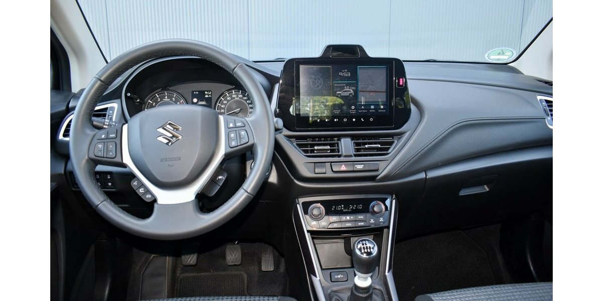 Suzuki S-Cross Comfort 1.4l M/T Hybrid 8.690 km 23.790 &euro; Höchberg-Würzburg 97204