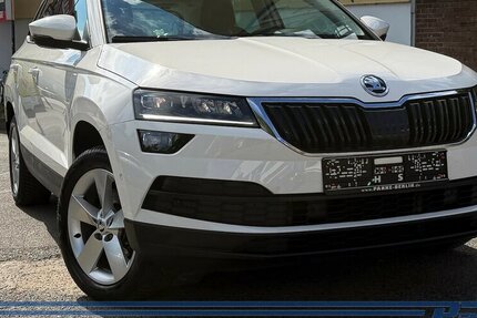 Skoda Karoq Ambition*1-Hand*Automatik*Navi*SHZ*Tempo 60.359 km 17.860 &euro; Berlin 13187