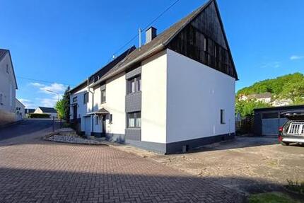 Schönes Einfamilienhaus in Girkenroth zimmer