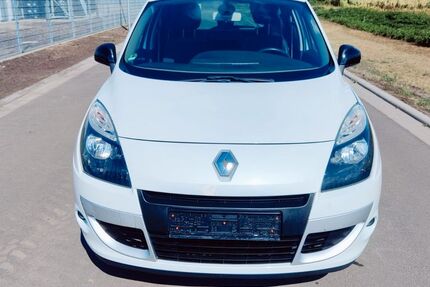 Renault Scenic 134.700 km 5.300 &euro; Oldenburg 26133