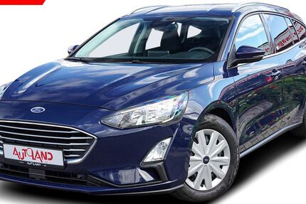 Ford Focus 41.113 km 17.490 € Hamburg 22761