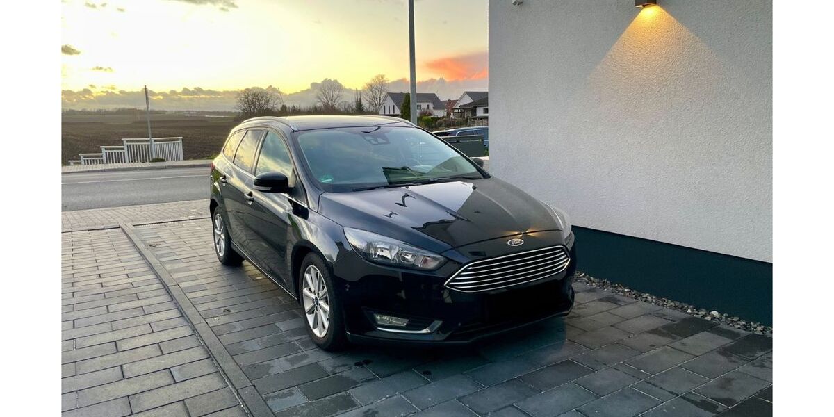Ford Focus 130.323 km 9.900 € Wolfenbüttel 38302
