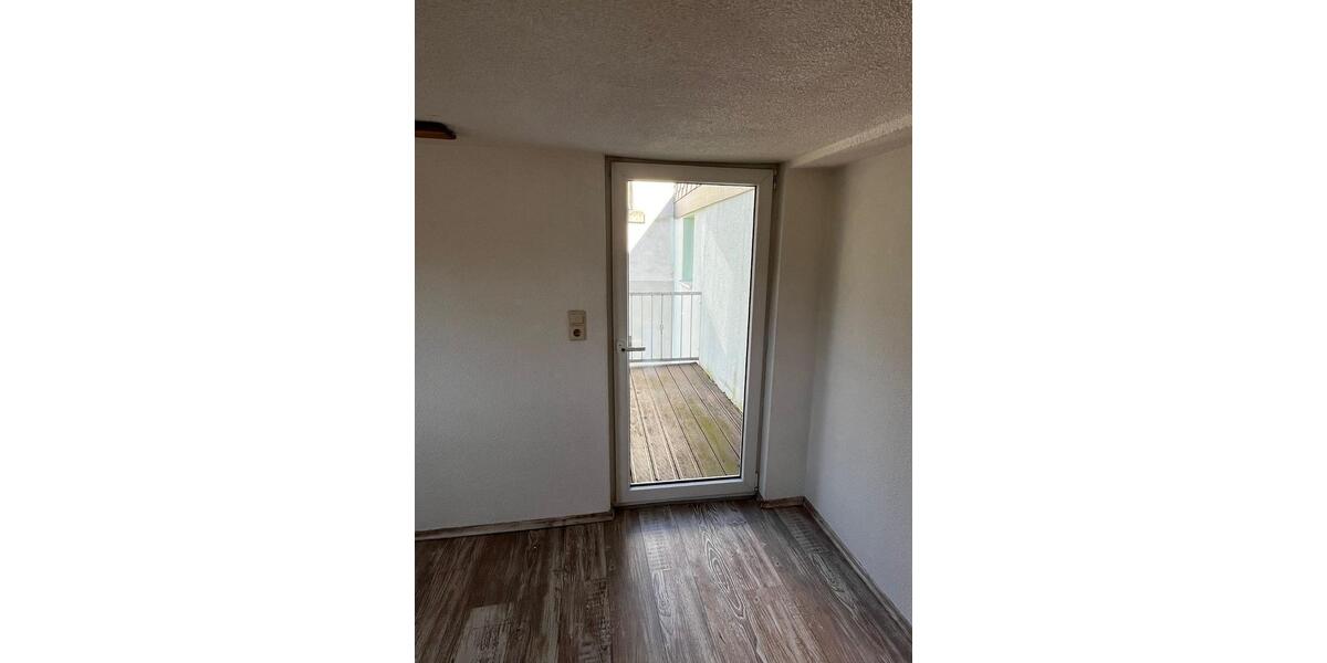 Einfamilienhaus Oberlungwitz - 4 Zimmer, 95 m&sup2;, 610&euro; | Angebot:25299138