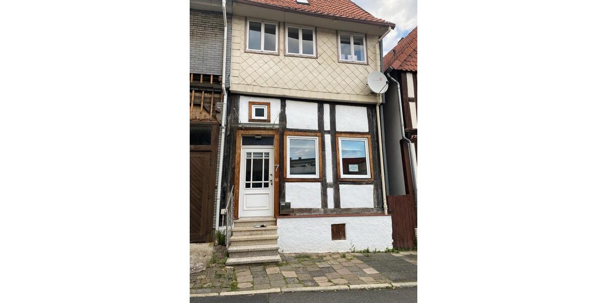 Reihenhaus Hardegsen - 2 Zimmer, 90 m&sup2;, 64.000&euro; | Angebot:27231998