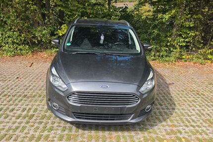 Ford S-Max 106.223 km 15.000 &euro; Geislingen 73312