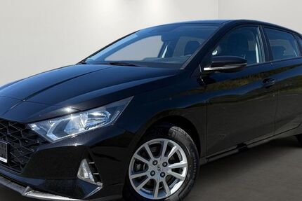 Hyundai i20 22.500 km 13.490 &euro; Dillenburg 35684