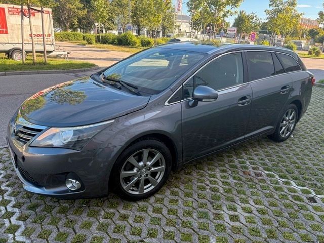 Toyota Avensis 200.000 km 5.999 € München 81243