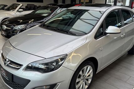 Opel Astra 71.000 km 8.450 &euro; Detmold 32758