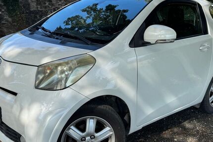 Toyota IQ 155.000 km 3.999 &euro; Limburg - Eschhofen 65552