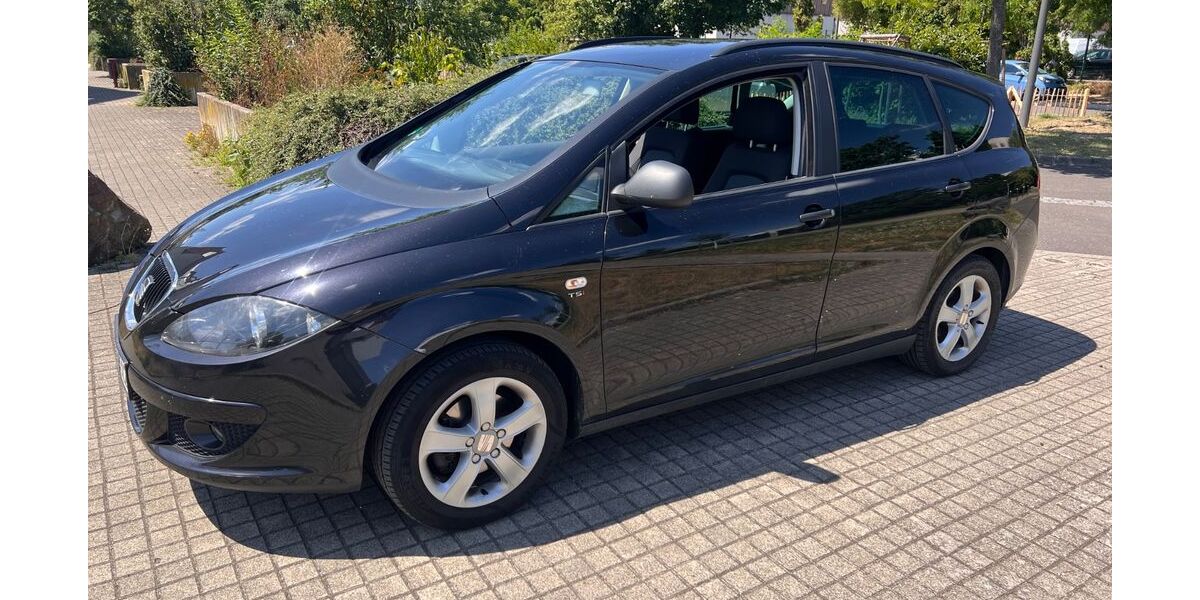 Seat Altea 152.000 km 3.000 &euro; Kehl 77694