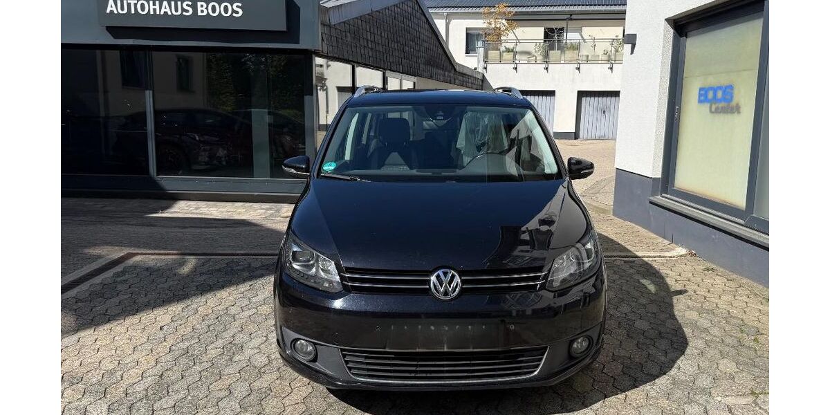 VW Touran 223.500 km 7.990 &euro; Emmelshausen 56281
