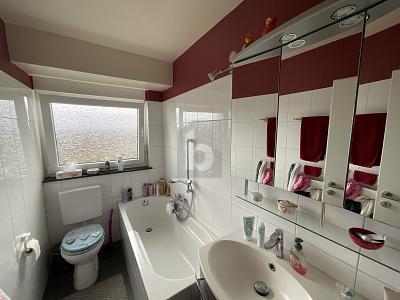 EINZIEHEN UND WOHLFÜHLEN MIT HERRLICHER AUSICHT - Etagenwohnung Rastatt | Angebot:26008088