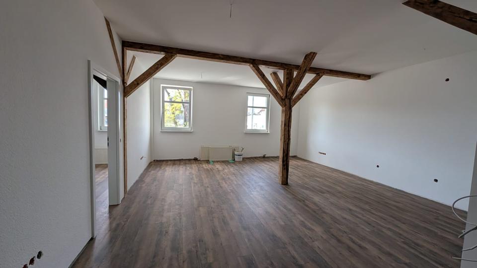 Erdgeschoßwohnung Bad Salzungen - 2 Zimmer, 80 m&sup2;, 800&euro; | Angebot:26547929