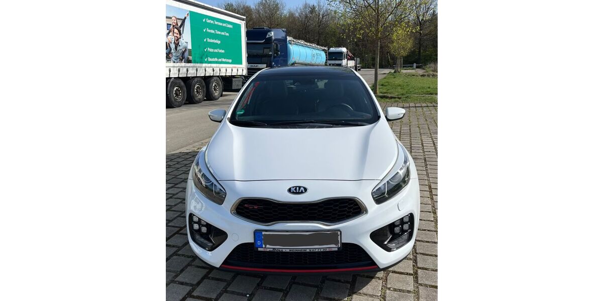 Kia ceed / Ceed 93.000 km 13.900 &euro; Filderstadt 70794