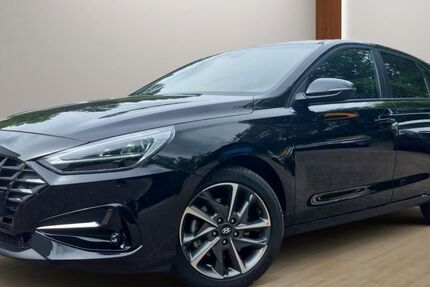 Hyundai i30 9.920 km 19.990 &euro; Schneeberg 08289