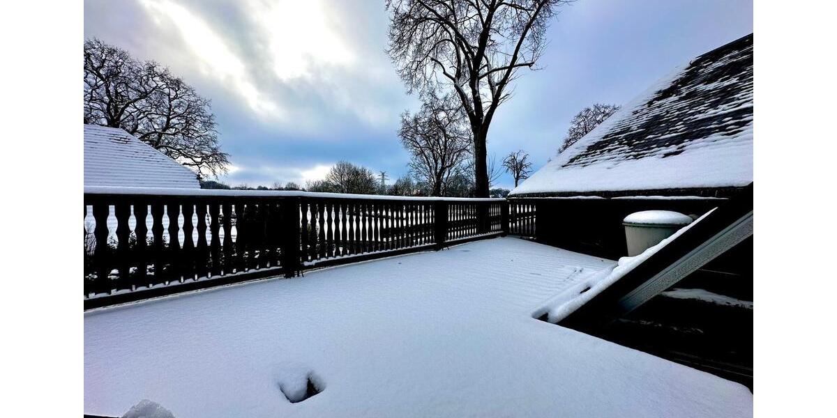 Großzügige 4-Zimmer-Altbauwohnung im Ortszentrum von Neuenburg 4 zimmer