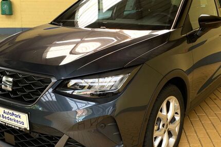 Seat Arona 1.665 km 27.970 € Geestland 27624