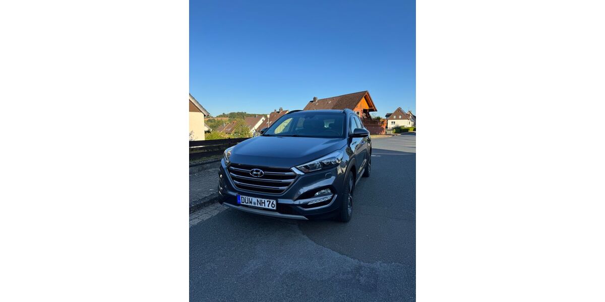 Hyundai TUCSON 130.000 km 16.900 € Lamspringe 31195