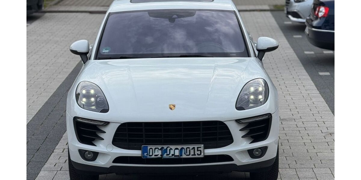 Porsche Macan 100.000 km 32.900 € Offenbach am Main 63069