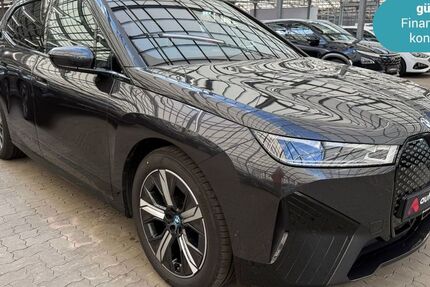 BMW iX 31.706 km 44.990 &euro; Ludwigsfelde (bei Berlin) 14974