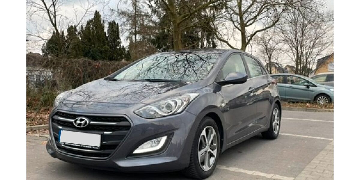 Hyundai i30 117.898 km 9.500 &euro; Hofheim 65719