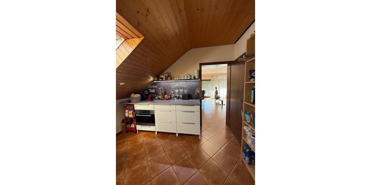 Dachgeschoßwohnung Appenweier - 3 Zimmer, 90 m&sup2;, 850&euro; | Angebot:26414257