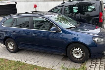 VW Golf 198.000 km 5.500 &euro; Regensburg 93055