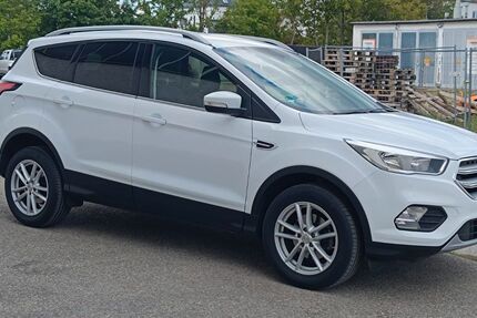 Ford Kuga 114.000 km 8.200 &euro; Augsburg 86159