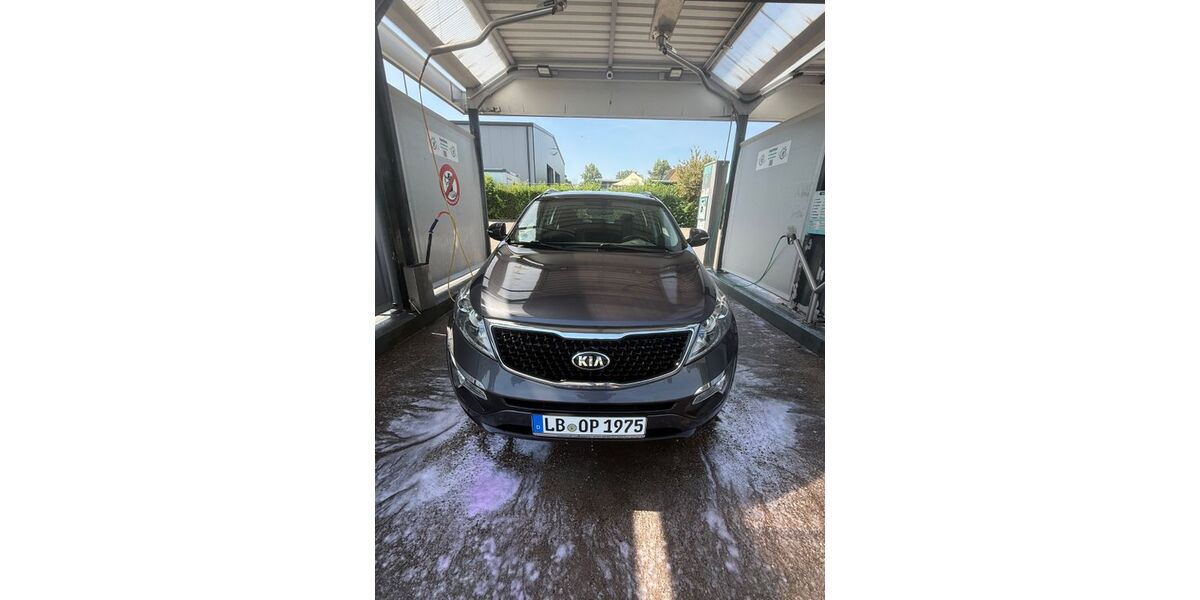 Kia Sportage 98.000 km 11.999 &euro; Bietigheim Bissingen 74321