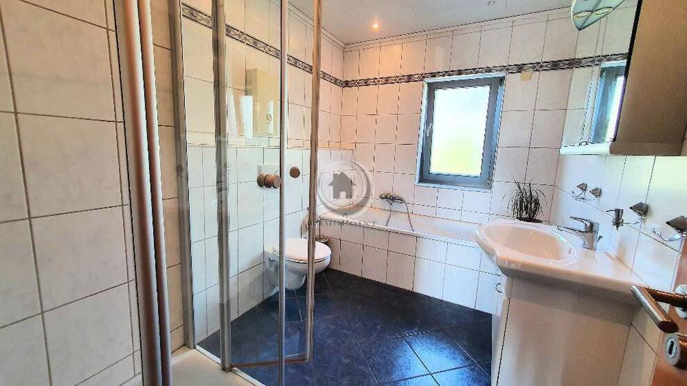 !!! ImmoPoint !!! TOP Energiewert - 3 Zimmer möglich - SüdWest Balkon + Garage !!! (IP V 3 MD 75)