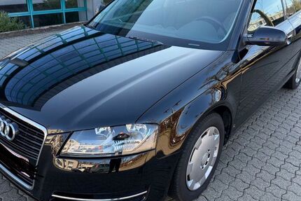 Audi A3 87.500 km 9.900 &euro; München 81827