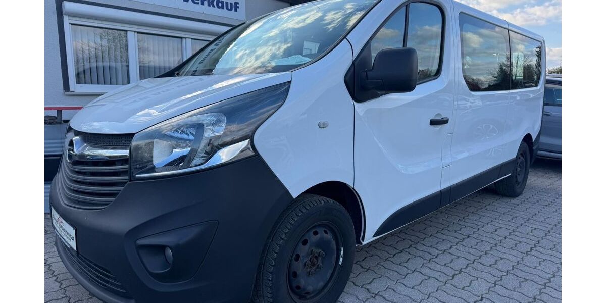 Opel Vivaro 99.609 km 17.999 &euro; Nordhausen 99734