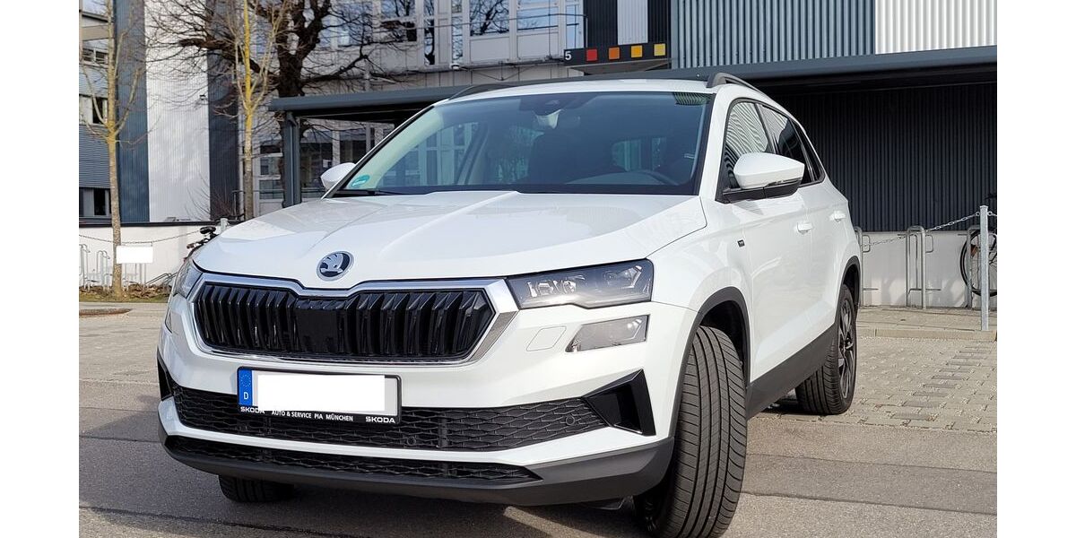 Skoda Karoq 4.905 km 33.500 &euro; Planegg 82152