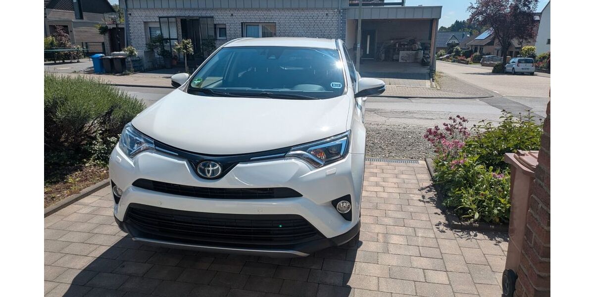 Toyota RAV 4 115.000 km 17.500 &euro; Leichlingen 42799