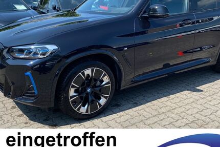 BMW iX3 45.336 km 41.950 &euro; Bremerhaven 27580