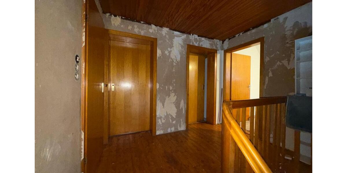 Einfamilienhaus Moringen - 5 Zimmer, 180 m&sup2;, 980&euro; | Angebot:25286187