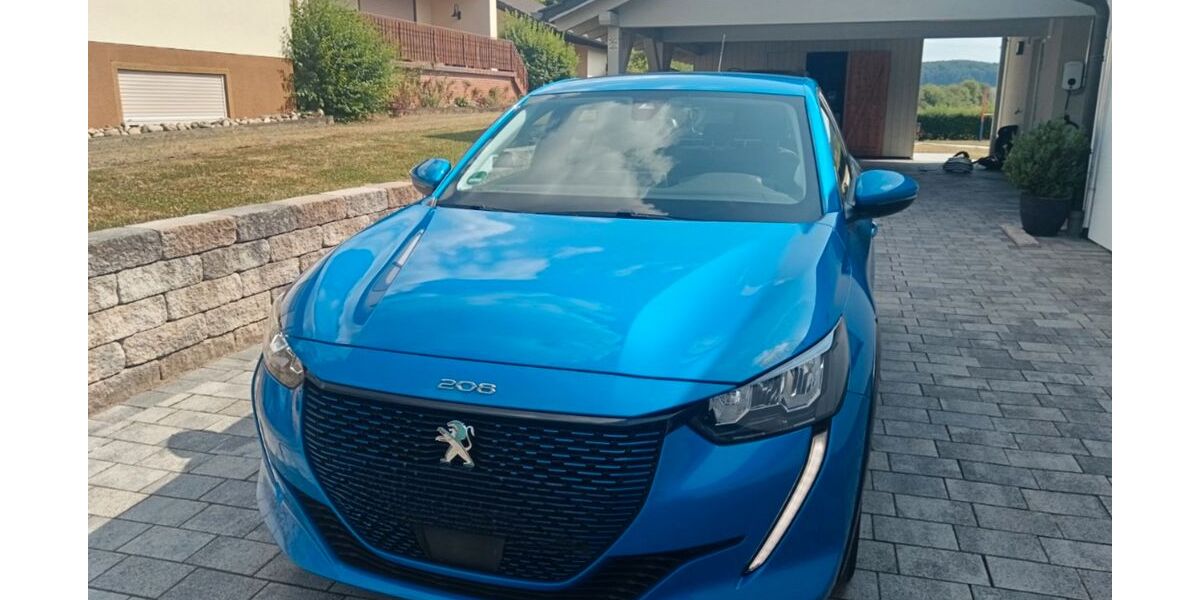 Peugeot e-208 43.310 km 15.500 &euro; Münchweiler an der Alsenz 67728