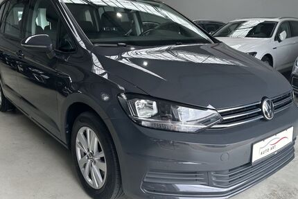 VW Touran 116.807 km 22.900 € Eitorf 53783