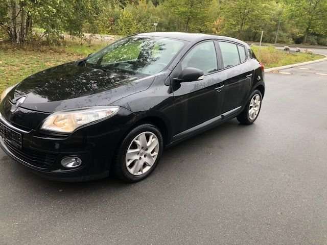 Renault Megane 86.914 km 4.900 € Greiz 07973
