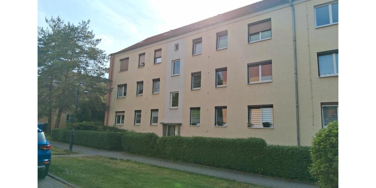 Etagenwohnung Hohenmölsen - 2 Zimmer, 46 m&sup2;, 380&euro; | Angebot:26447883