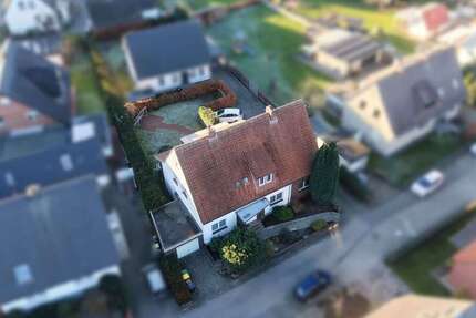 Haus zum Kaufen in Wallenhorst 443.300 € 246.5 m² 10 zimmer