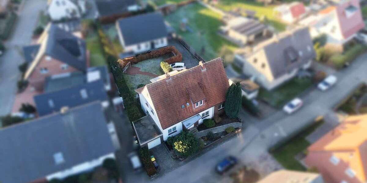 Haus zum Kaufen in Wallenhorst 443.300 € 246.5 m² 10 zimmer